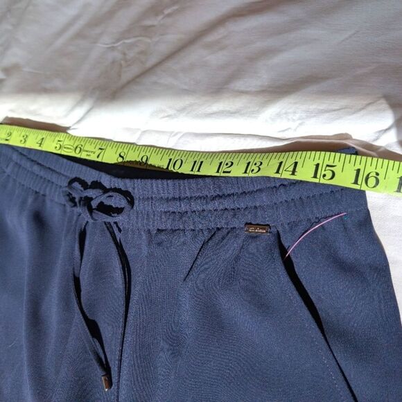 EUC St. John Navy Blue Knit Loose Fit Drawstring Activewear Bermuda Shorts M - Picture 16 of 16